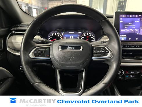 Used 2025 Jeep Compass Limited AWD/4WD image 12