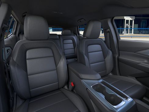 New 2026 Chevrolet Equinox EV LT image 16