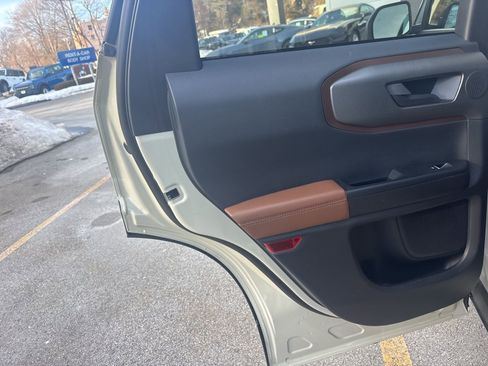 Used 2025 Ford Bronco Sport Outer Banks w/ Outer Banks Tech Package+ image 42