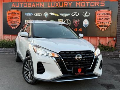 Used 2022 Nissan Kicks SV