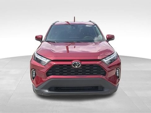 Used 2025 Toyota RAV4 XLE FWD image 9