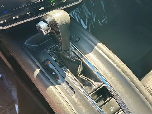Used 2019 Honda HR-V EX-L image 23