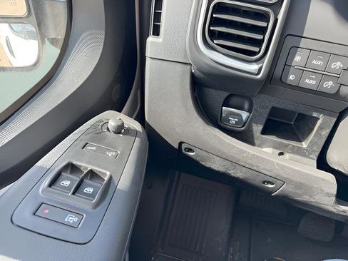 New 2026 RAM ProMaster 3500 w/ Quick Order Package 22G SLT image 15