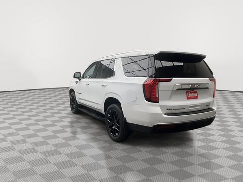 Certified 2024 GMC Yukon SLT w/ SLT Premium Package AWD/4WD image 43