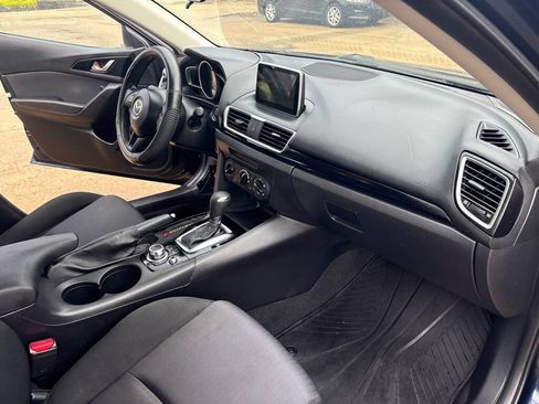Used 2016 MAZDA MAZDA3 i Sport FWD image 10