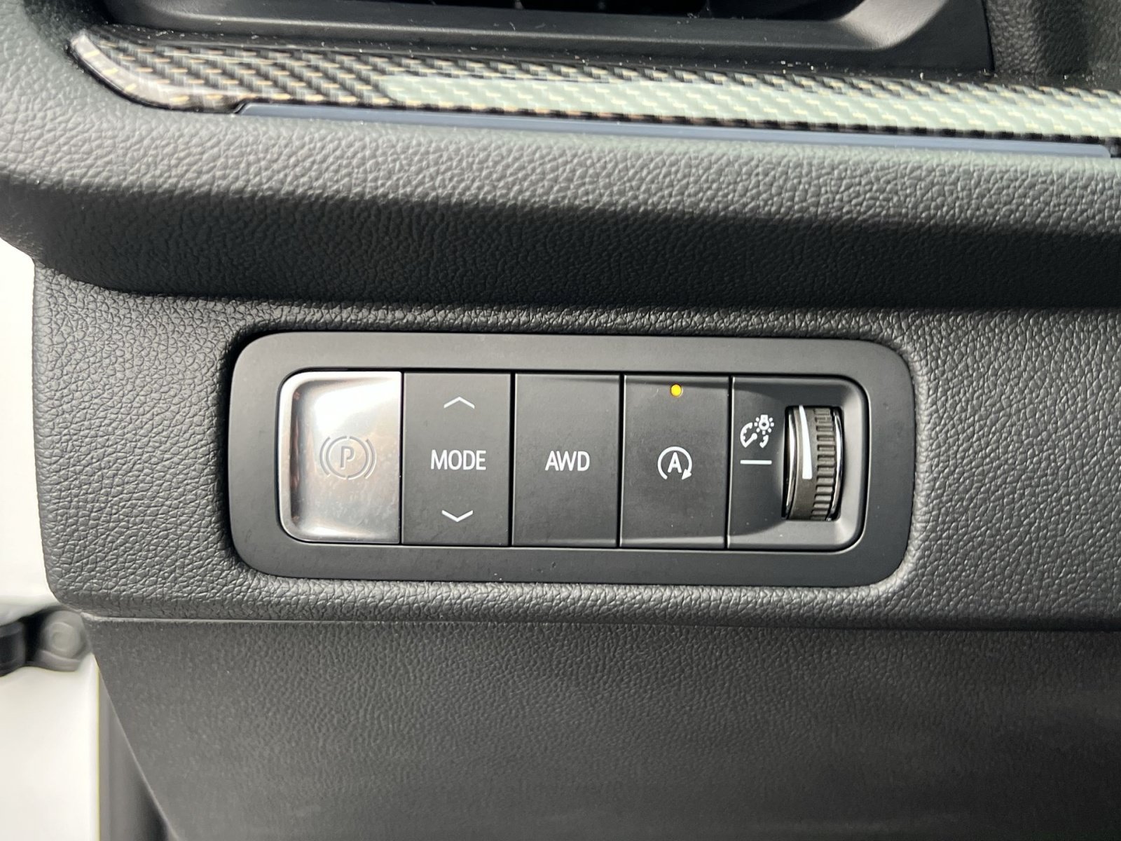 Used 2025 Chevrolet Traverse High Country AWD/4WD image 37