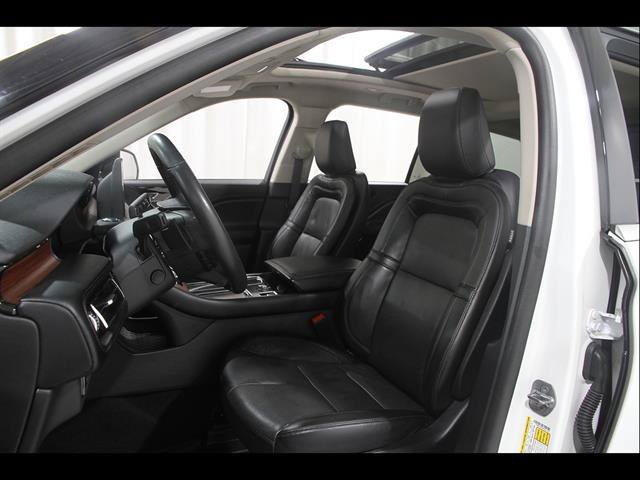 Used 2023 Lincoln Aviator Reserve w/ Equipment Group 201A AWD/4WD image 6