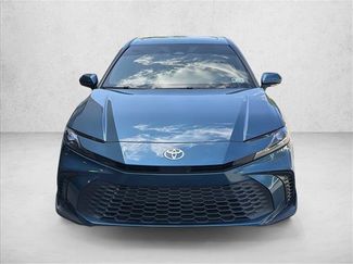 Used 2025 Toyota Camry SE w/ Multimedia Upgrade Package FWD video 2