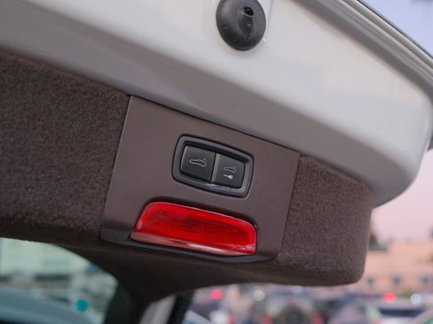 Used 2014 Porsche Cayenne GTS image 37