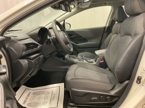 Used 2024 Subaru Crosstrek 2.0i Premium image 13