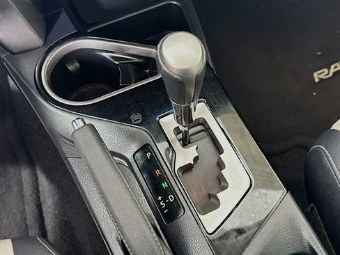 Used 2018 Toyota RAV4 Limited image 20