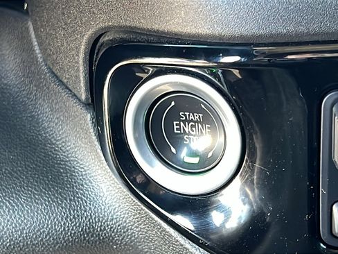 Certified 2023 Chevrolet Silverado 1500 RST image 29