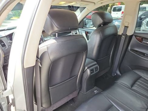 Used 2011 INFINITI EX35 Journey RWD image 13