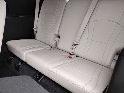 Used 2024 Buick Enclave Essence w/ Trailering Package, 5000 lbs. image 18