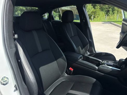 Used 2020 Honda Civic Sport image 34