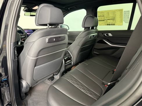 New 2026 BMW X5 xDrive40i w/ Premium Package AWD/4WD image 13