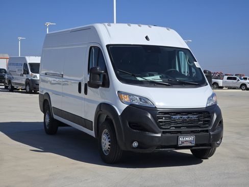 New 2026 RAM ProMaster 2500 w/ Convenience Group image 2
