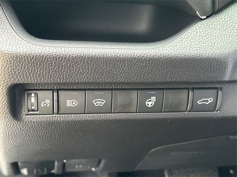 New 2025 Toyota RAV4 XLE image 22