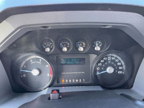 Used 2015 Ford F550 4x4 SuperCab Super Duty w/ Power Equipment Group image 10