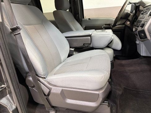 Used 2015 Ford F250 XLT w/ XLT Value Package image 55