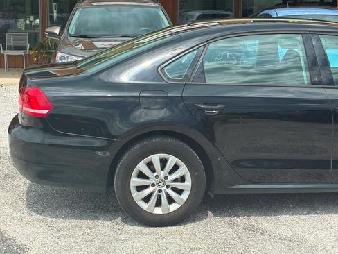 Used 2012 Volkswagen Passat 2.5 S FWD image 13