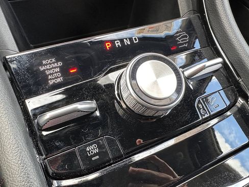 Used 2024 Jeep Grand Cherokee L Summit image 24