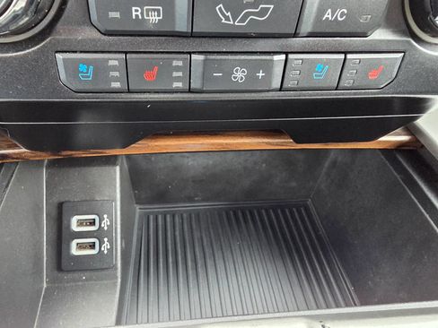 Used 2018 Ford F150 Lariat AWD/4WD image 27