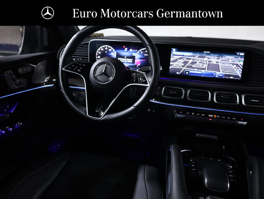 Used 2025 Mercedes-Benz GLS 450 4MATIC image 40