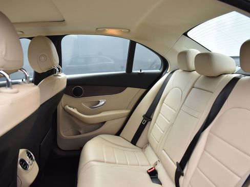 Used 2021 Mercedes-Benz C 300 4MATIC Sedan image 8