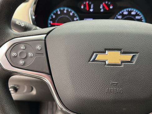 Used 2023 Chevrolet Traverse LS w/ Safety Package AWD/4WD image 15