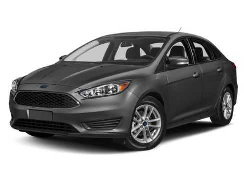 Used 2018 Ford Focus SEL w/ Cold Weather Package FWD image 1