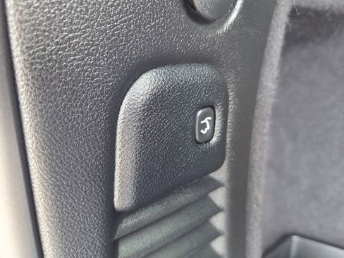 Used 2023 Dodge Durango GT image 14