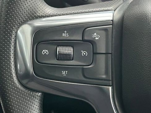 Used 2025 Chevrolet Blazer LT AWD/4WD image 36