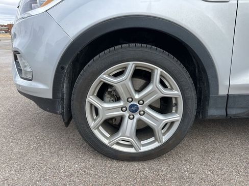 Used 2019 Ford Escape Titanium w/ U9j03 - Titanium Tow Package image 19