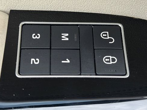 Used 2016 Land Rover Range Rover HSE AWD/4WD image 43