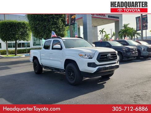 Used 2023 Toyota Tacoma SR AWD/4WD image 1