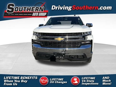 Used 2022 Chevrolet Silverado 1500 LT AWD/4WD image 1