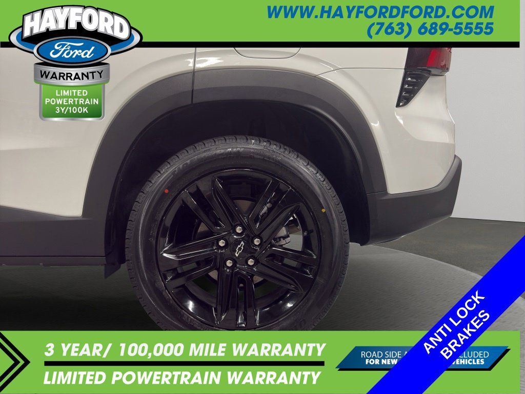 Used 2024 Chevrolet Trax ACTIV w/ Sunroof Package FWD image 28