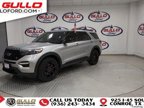 Used 2024 Ford Explorer ST w/ Equipment Group 401A image 4