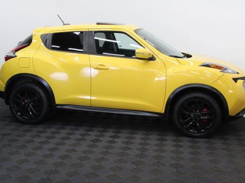 Used 2016 Nissan Juke SV w/ Cold Weather Package FWD image 4
