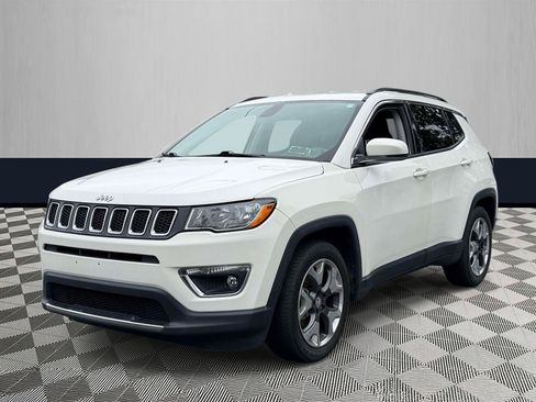 Used 2019 Jeep Compass Limited FWD image 2