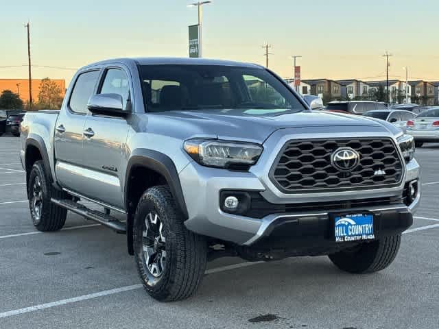 Used 2022 Toyota Tacoma TRD Off-Road AWD/4WD image 8