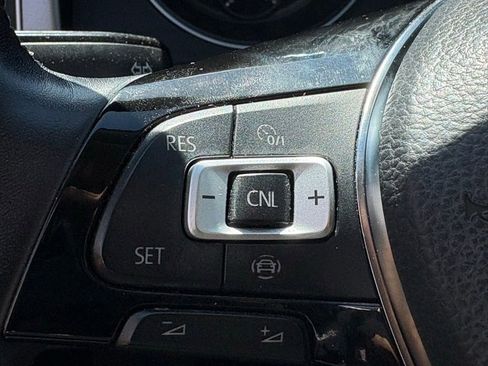 Used 2019 Volkswagen Atlas SE FWD image 15