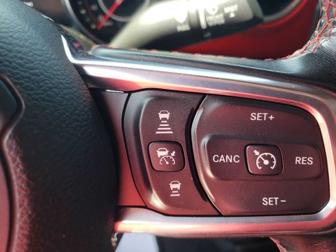Used 2020 Jeep Gladiator Rubicon AWD/4WD image 17