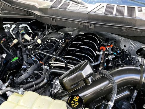 Used 2025 Ford F150 XLT w/ Equipment Group 301A Standard AWD/4WD image 31