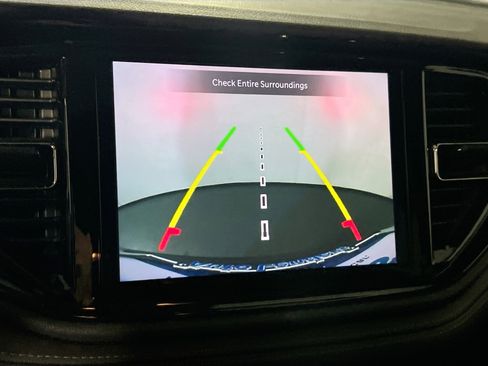 Used 2022 Dodge Durango GT image 13