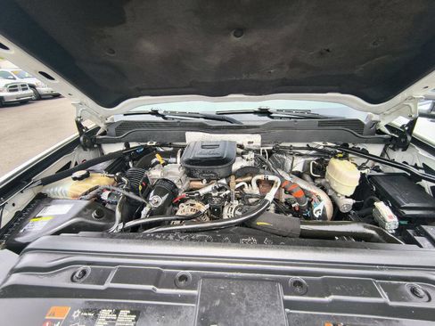 Used 2015 Chevrolet Silverado 2500 High Country w/ Duramax Plus Package image 29