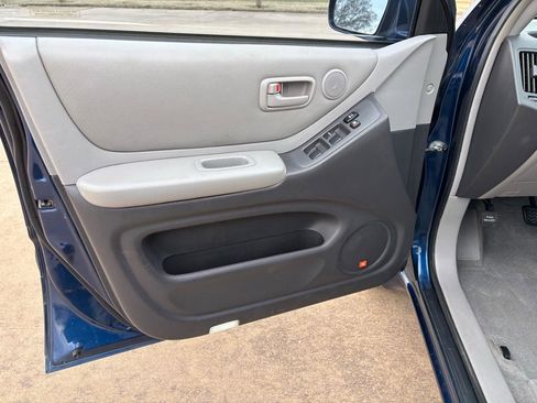 Used 2006 Toyota Highlander 2WD V6 image 11