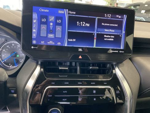 Used 2021 Toyota Venza XLE w/ Softex Package AWD/4WD image 21