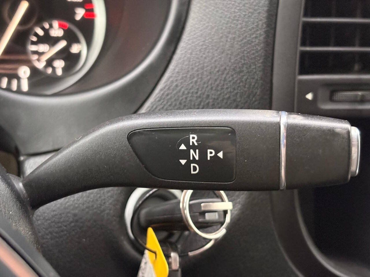 Used 2018 Mercedes-Benz Metris Passenger image 27